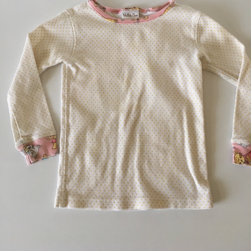 MATILDA JANE size 2 cute top with kitten trim.
